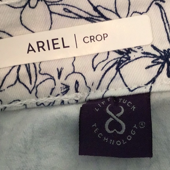 NYDJ Ariel crop size 14 used great material excellent condition - Picture 6 of 7